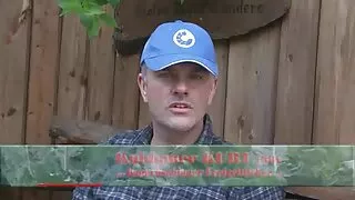 У джакузі порно відео безкоштовно руда сова з брекетами взяла мастурбацію