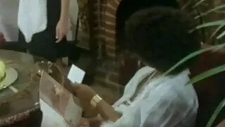 Ебоні Бос шалено віддається білошкіра людина в секс відео безкоштовно офісі